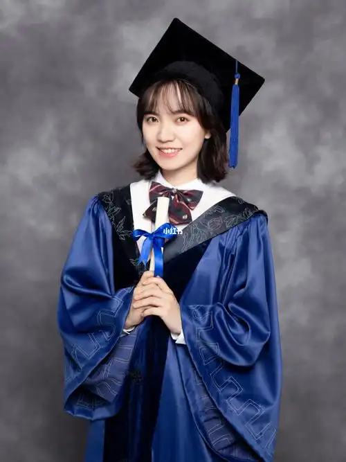 天真蓝毕业照