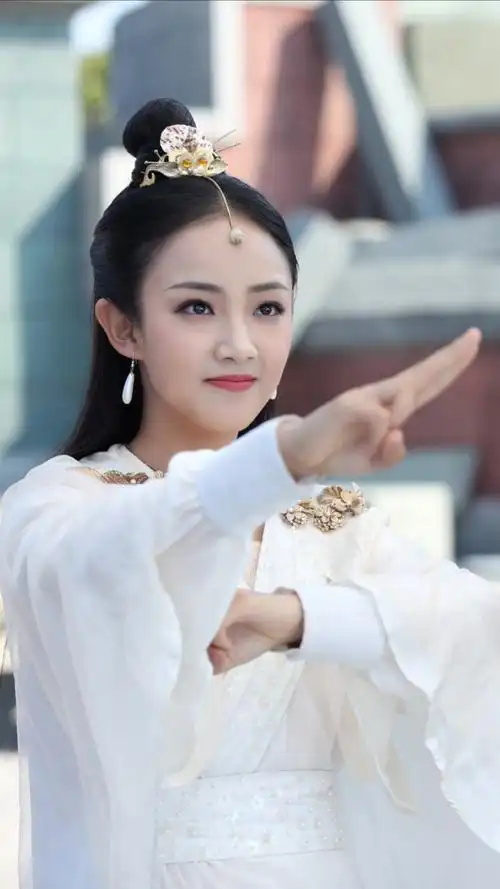 哪吒降妖记小龙女吴佳怡