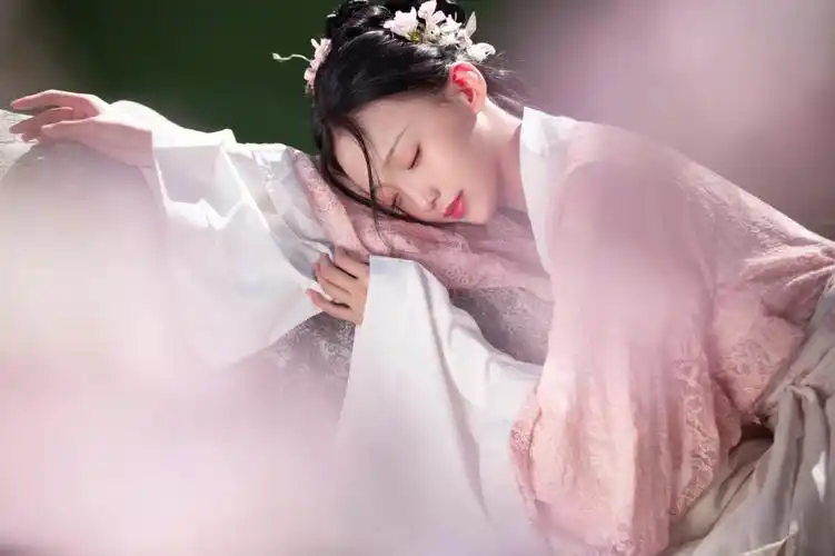 少女感满满的古装写真被客户美到了