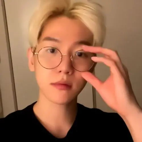 边伯贤ins直播可二改自截注明江霖远