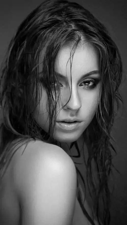 非主流美女黑白