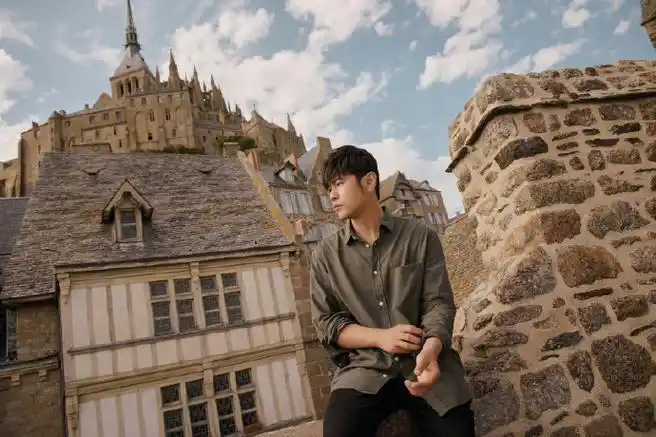 周杰伦超话#周杰伦倒影mv#官方高清写真