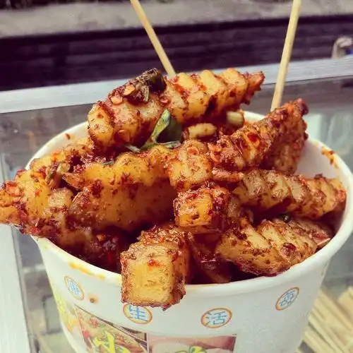 炸土豆~超级喜欢这个酸酸辣辣的味道