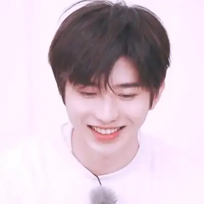 黄明昊蔡徐坤头像