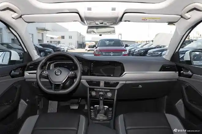 首推1.4t自动超越plus版 新速腾购车推荐