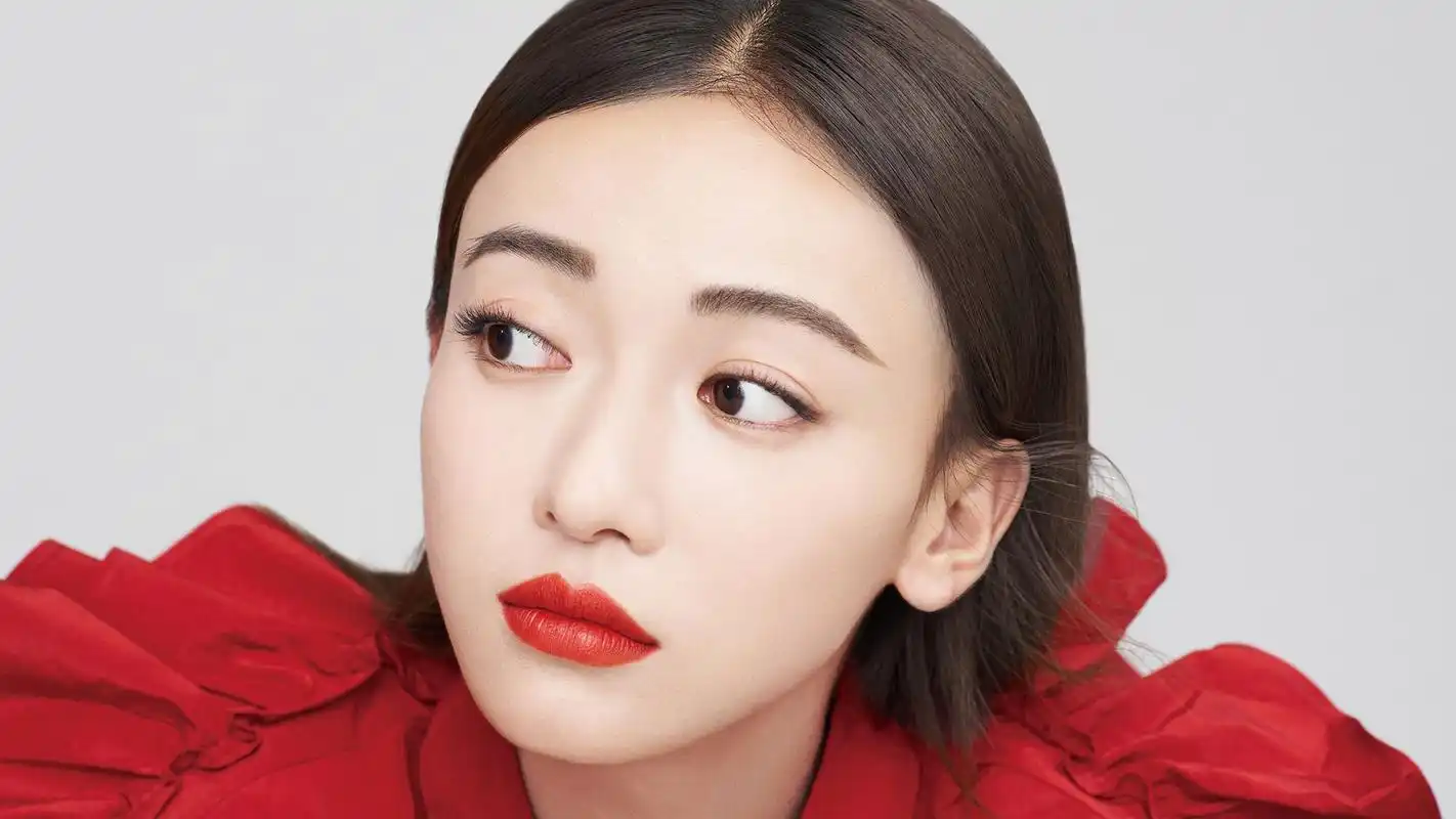 高清无水印,美女明星吴谨言桌面壁纸下载(14张)