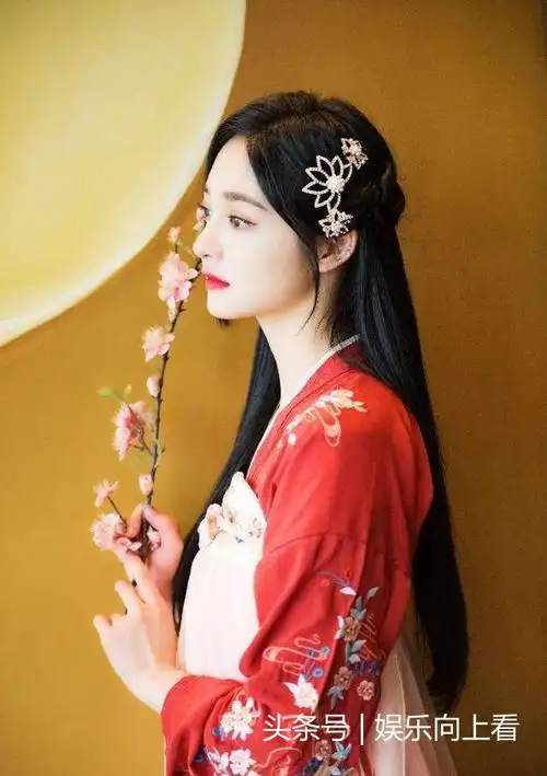 5位穿旗袍女星图一雍容华贵图三婀娜多姿最后一位优雅大气