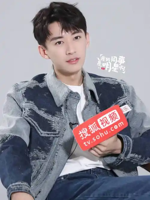 刘学义夸周冬雨颜值担当 想和梁朝伟搭戏可以卑微到尘土_时候_水平