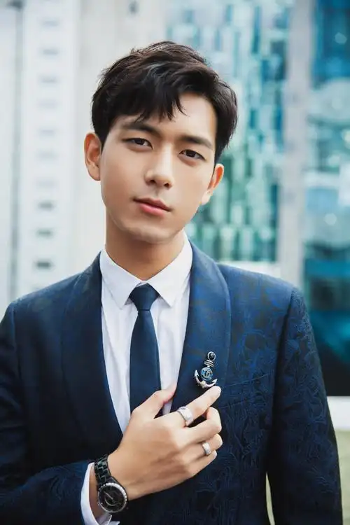 李现挑战边缘青年 主演《抵达之谜》釜山电影节世界首映