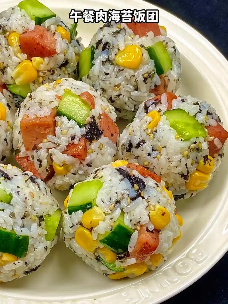 午餐肉海苔饭团.#图文掘金计划   不得不说剩米饭这么做 变 - 抖音