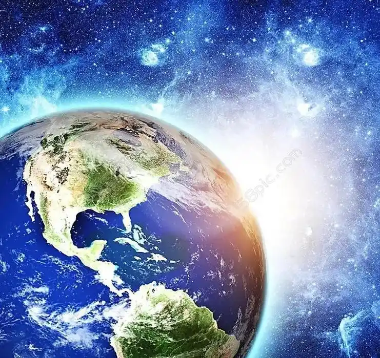 与冲突人与人之间的爱恨情仇在这一刻俯瞰的上帝视角里人类渺如尘埃