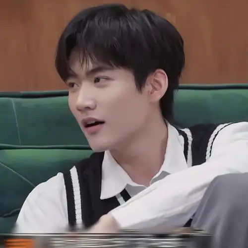 周柯宇可二改5p简介