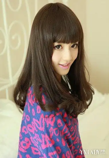 【图】深栗棕色头发好看吗 时尚颜色发型助你修颜展秀气_女物美容网|n