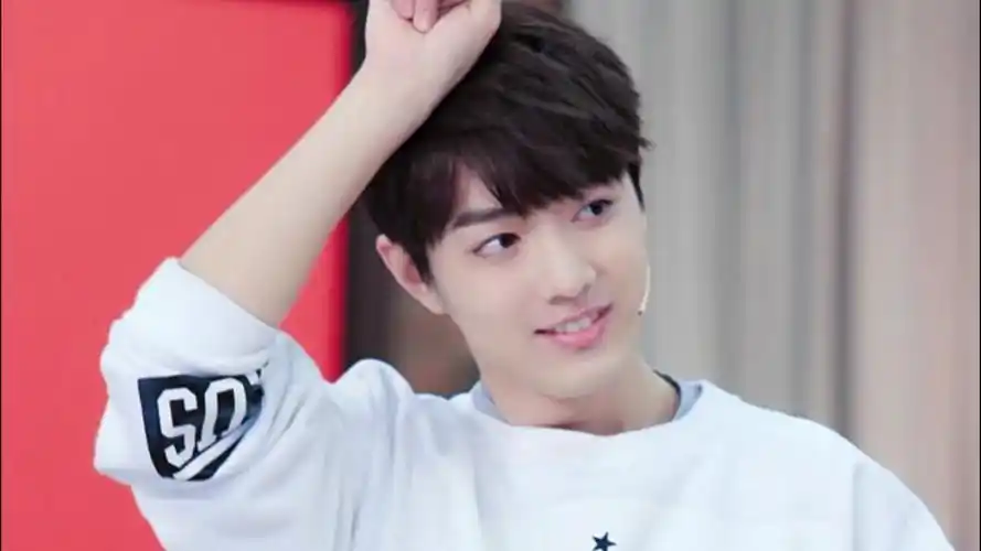 燃烧吧少年轻直播肖战