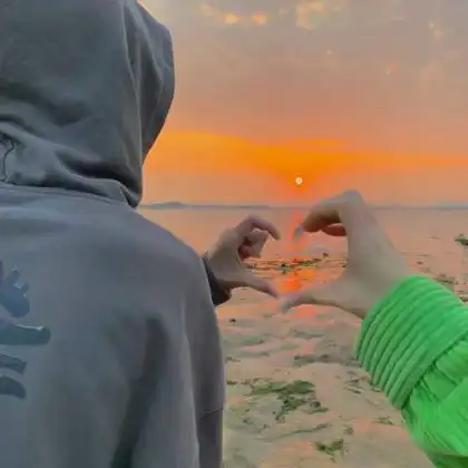 情侣背影头像一男一女图片高清