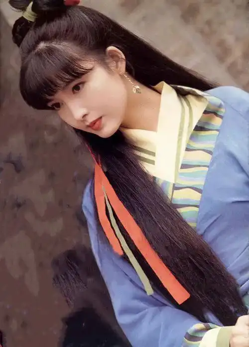 「周慧敏」飞渡千年近斜岸_网易订阅