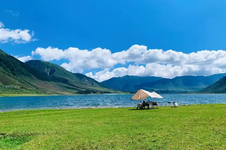 凉山州冶勒湖—原生态的美!