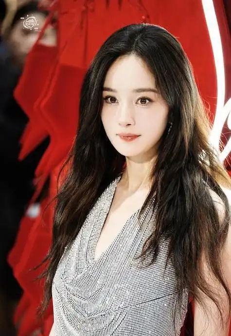 万万没想到,4月还没结束,37岁杨幂会以这种方式败光观众缘!