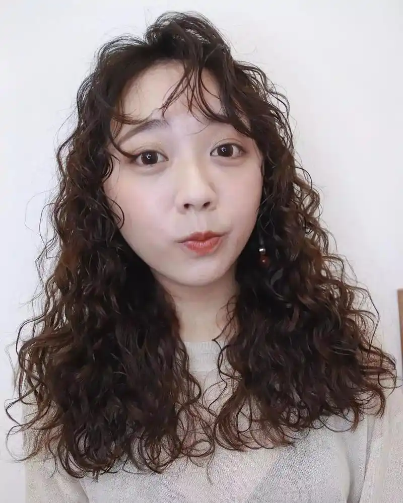 今年流行洋气泡面头发型