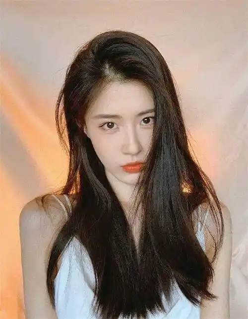 67光滑水嫩的肌肤,需要精心的保养,这几个护肤小知识,你知道吗?