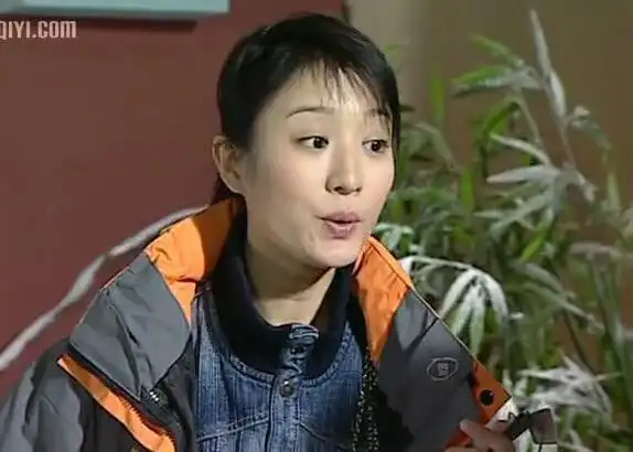 《家有儿女》戴明明戴明明的扮演者林好,是广东人,毕业于中央戏剧学院