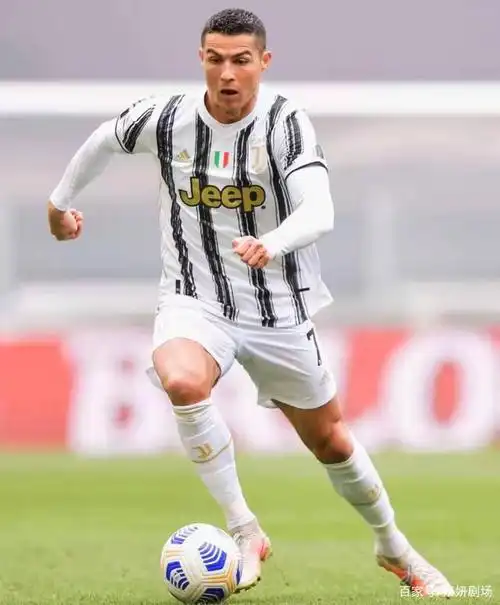 天空才是极限!经典回顾c罗回曼联时期的c罗是怎么踢球的