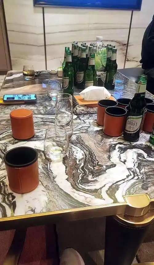 8,西安金蒂音乐汇夜总会地址: 西安市-雁塔区团结南路t0p.7,西