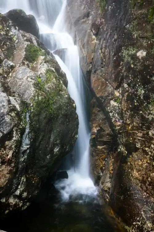 宜春旅行烟雨缠绵明月山云海飞瀑惹人醉