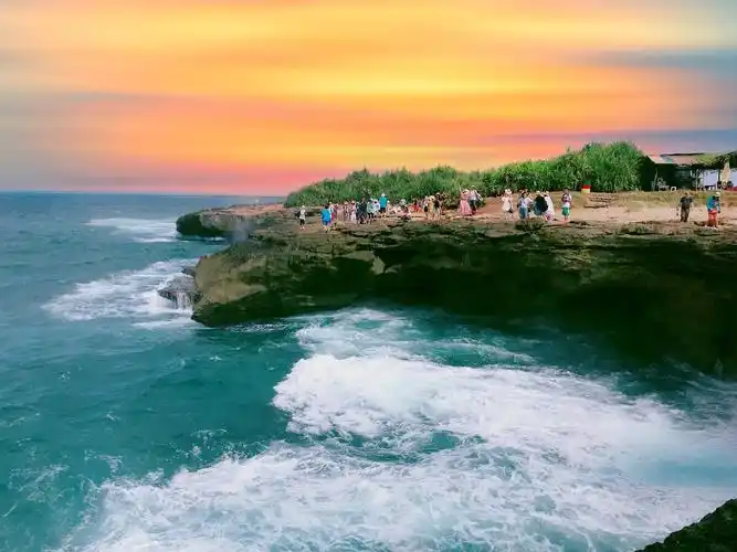 巴厘岛恶魔的眼泪