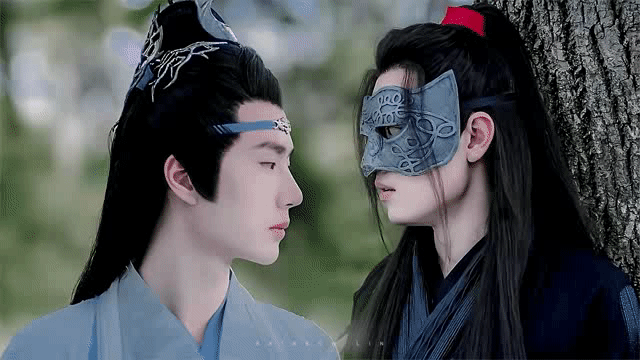 博君一肖肖战王一博忘羡陈情令小心翼翼爱着你～动图 cr一只彩虹琳