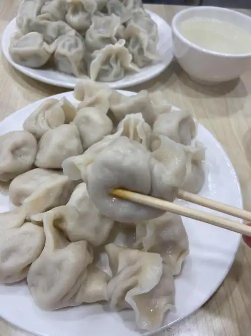 冬至就是要吃水饺09楼下有一家水饺店手工包的价格也不贵