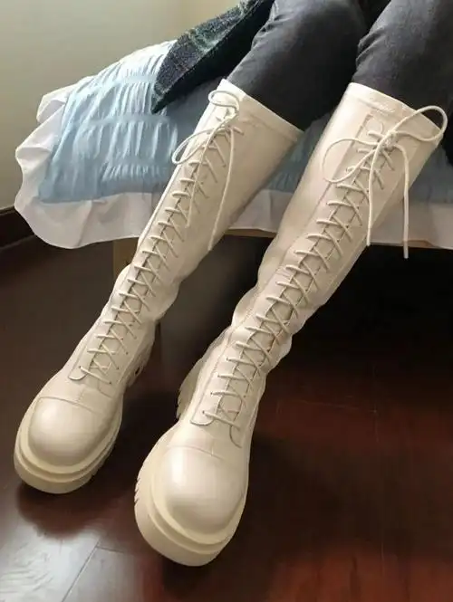 超好看的白色靴子来了