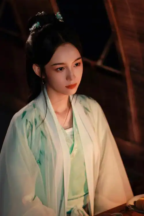 很想很想你古装版##周也 一个人能演完前世今生