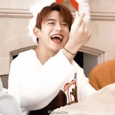 黄旭熙头像lucas