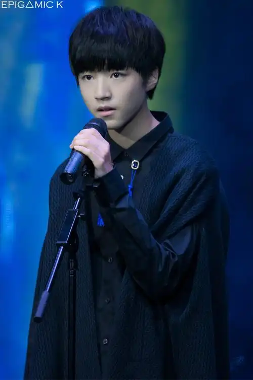 王俊凯# #tfboys王俊凯# #tfboys# 150919 王俊凯生日会 cr:epig