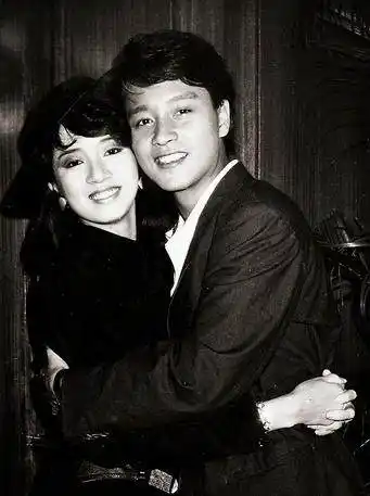 张国荣与梅艳芳的绝美合影,每张都充满爱与回忆