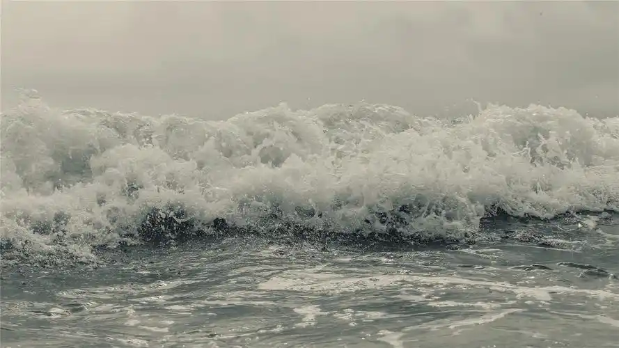 唯美海浪风景高清桌面壁纸