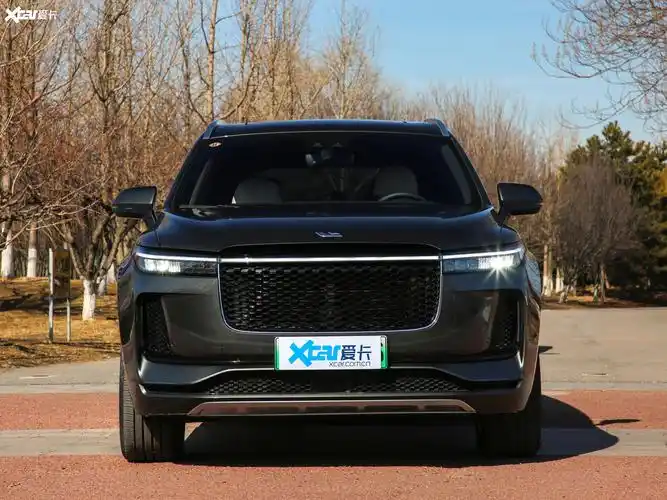 【2020款理想one增程6座版_细节外观_48/692张图片】_汽车图片大全