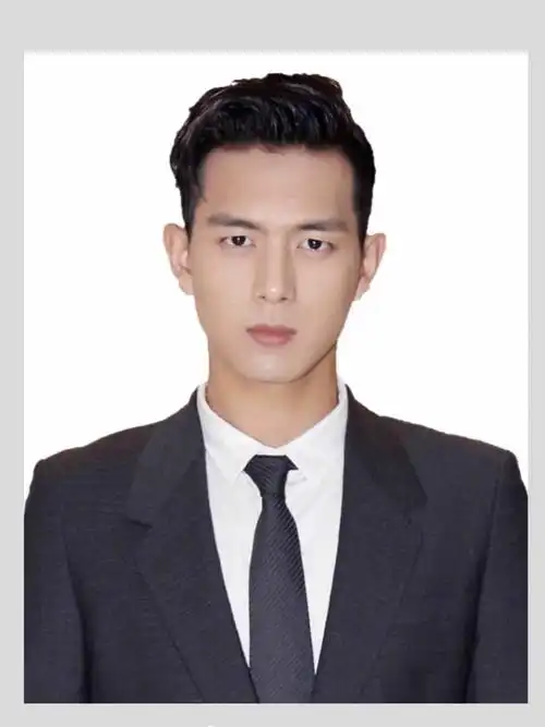 现男友李现证件照