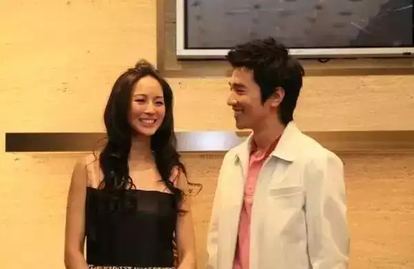 疑遭劈腿?但"海兰小主"张钧甯才不是惨兮兮的玛丽苏