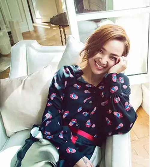 周笔畅赵英婷分手了吗(周笔畅解约)