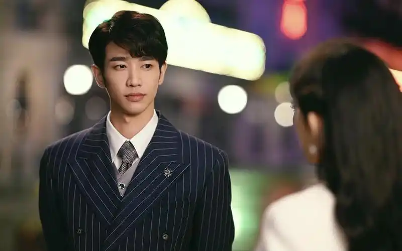 刘以豪国民风造型好养眼,好喜欢!