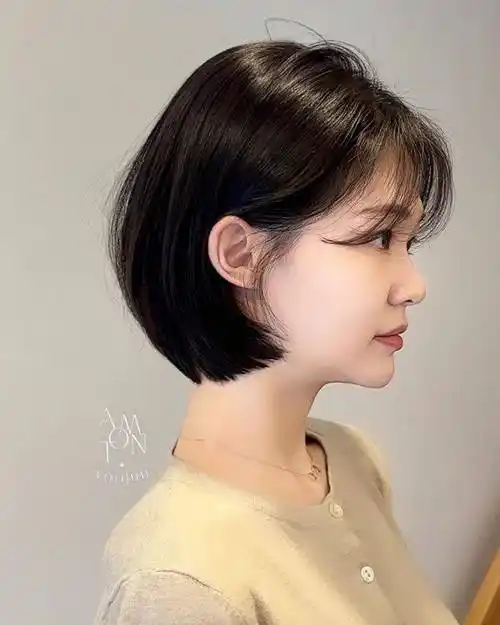 今年短发流行挂耳发,利落时尚很精致,看完就想试一试_女性_发型_设计