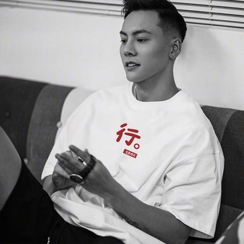 仓石一树 kazuki kuraishi短袖t恤男圆领2022夏季新款陈伟霆宽松纯棉