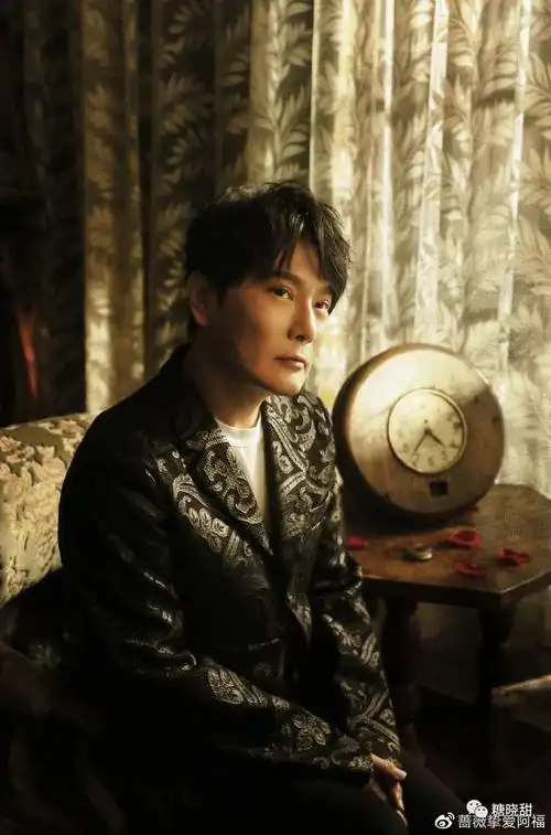 张信哲《就懂了》专辑乐评:光的漫长旅途