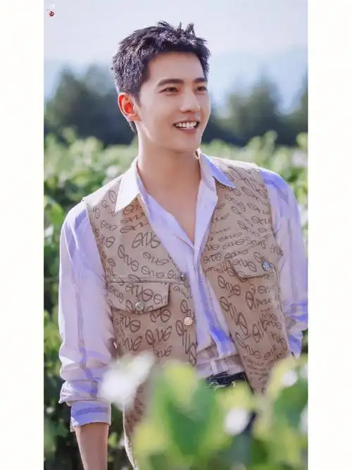 78杨洋的笑真的好治愈吖78