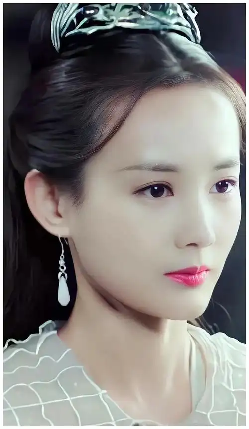 李一桐古装真美媚者无疆中的她柔情似水一笑嫣然