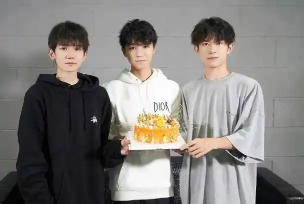 tfboys七周年在即,官博发文更博,看清内容,全网激动了_图片_形式_关系