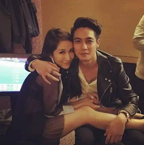 男神收割机萧亚轩近照曝光被批太吓人一起来看看她的绯闻男友史