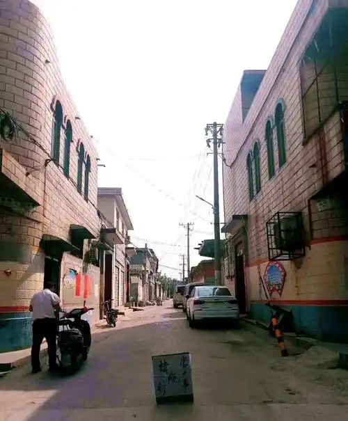 辉县吕巷2000年历史城墙下的村庄到底是什么样子